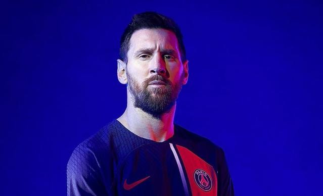 Lionel Messi fue uno de los modelos en la presentación de la nueva camiseta del PSG | Deportes