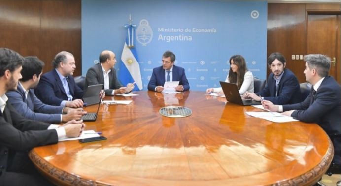 Canje de deuda: 78% de adhesión y más de 7 billones de pesos refinanciados | Política y Economía