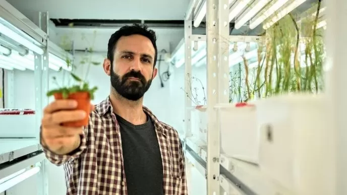 Unesco premió a un científico argentino por su trabajo de investigación en genética de las plantas | Información General