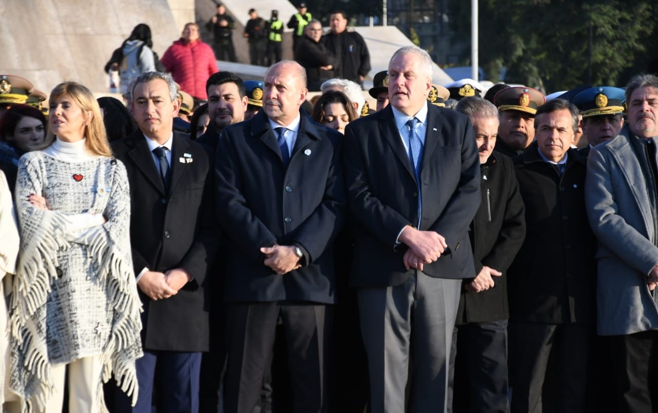 Fuerte reclamo de Perotti y Javkin a Nación en el acto por el Día de la Bandera | Rosario y la región