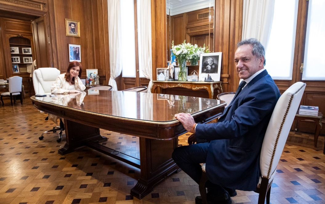 Tras el tenso cierre de listas, Cristina Kirchner y Daniel Scioli se reunieron en el Senado | Política y Economía