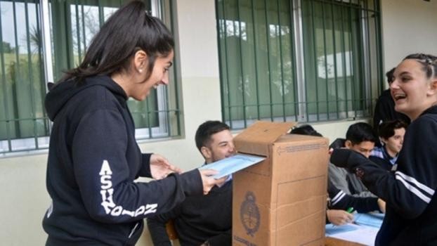El Tribunal Electoral ratificó el voto joven y los adolescentes podrán votar en Santa Fe | Rosario y la región