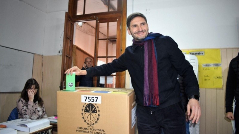 Maximiliano Pullaro : "El narcotráfico sabe que el 10 de diciembre se les termina" | Rosario y la región