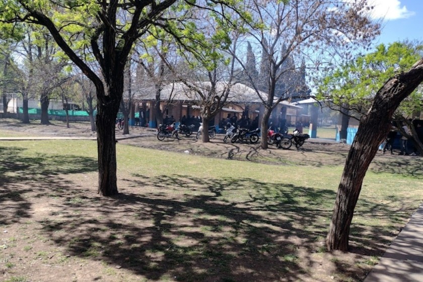 Trágico asesinato a balazos durante un partido de Fútbol en un camping | Rosario y la región