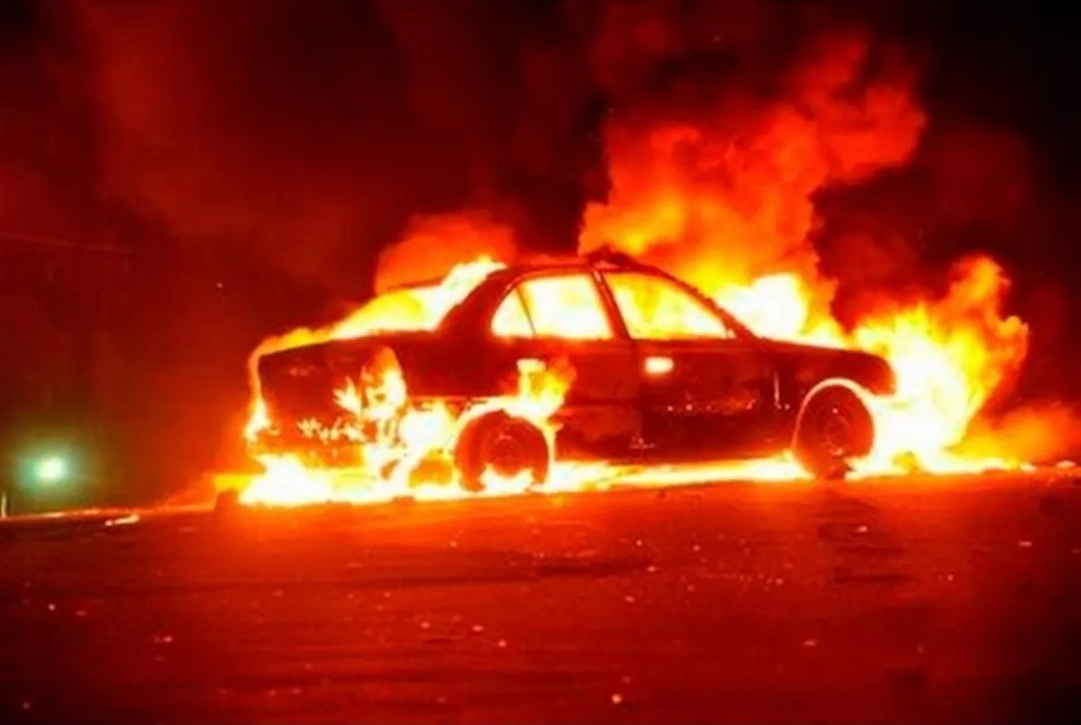 Ataques incendiarios: quemaron tres autos durante la madrugada | Información General