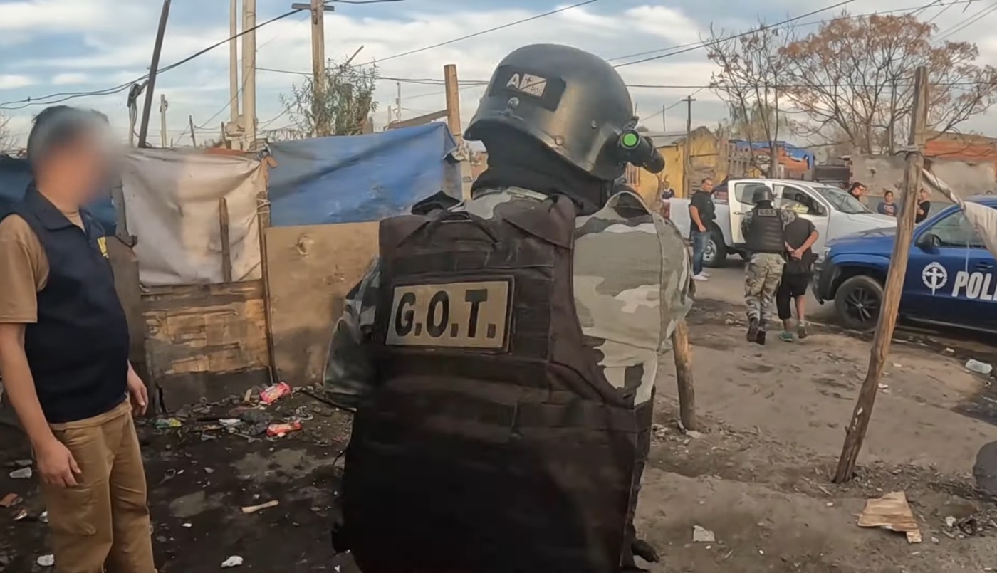 Siete detenidos de la banda “La Mafilia” rosarina cuando vendían droga en Empalme Granero | Rosario y la región