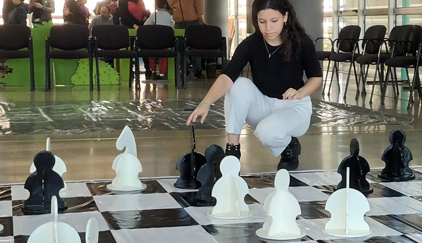 Una estudiante argentina fue elegida entre los 10 mejores estudiantes del mundo | Información General