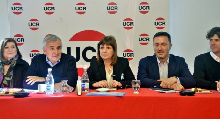 Nueva foto de unidad: Bullrich recibió el apoyo de la UCR | Política y Economía