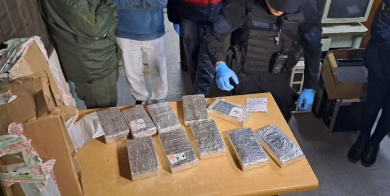 Desaparecieron 15 paquetes de cocaína de un depósito judicial: cinco gendarmes detenidos | Información General