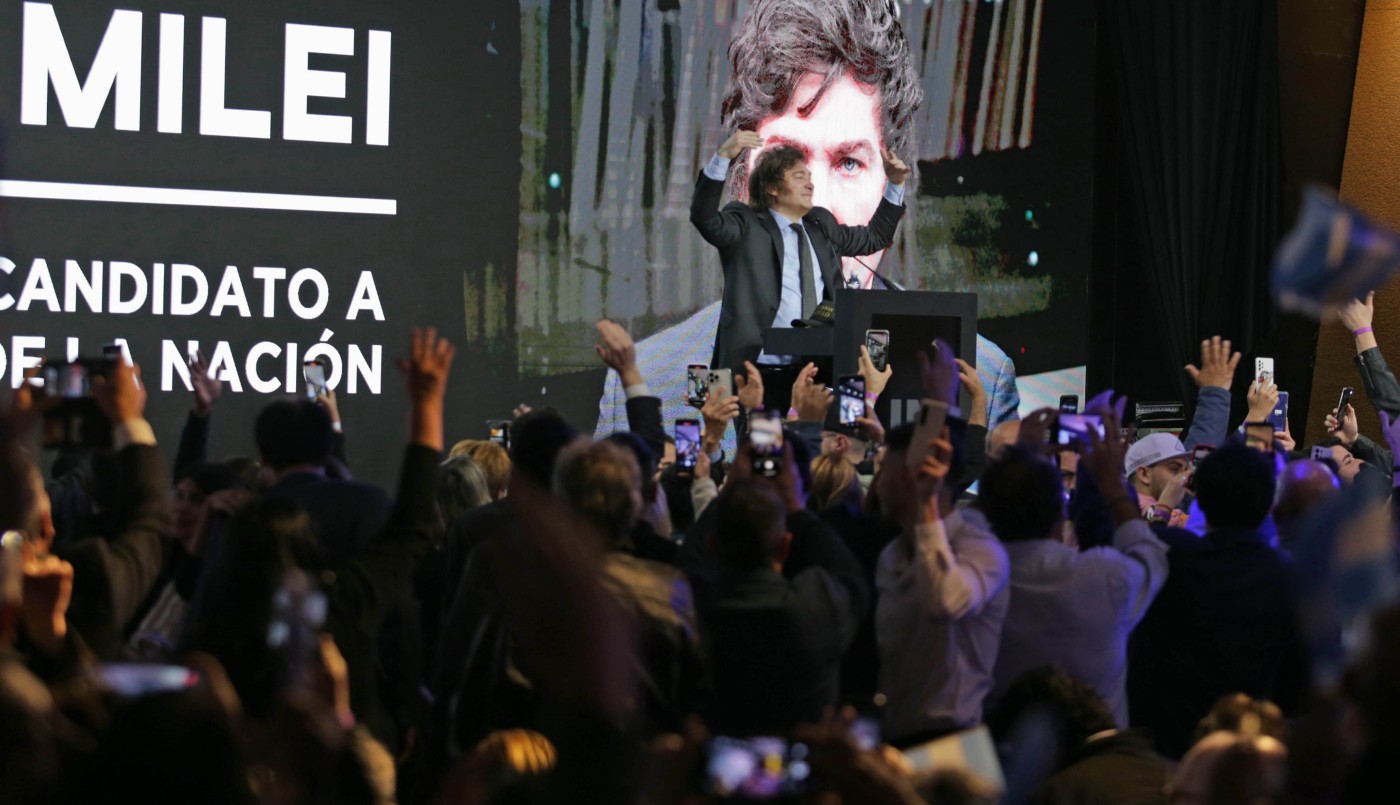 Milei vuelve a mostrarse con Barrionuevo: "Vamos a ganar en primera vuelta" | Información General