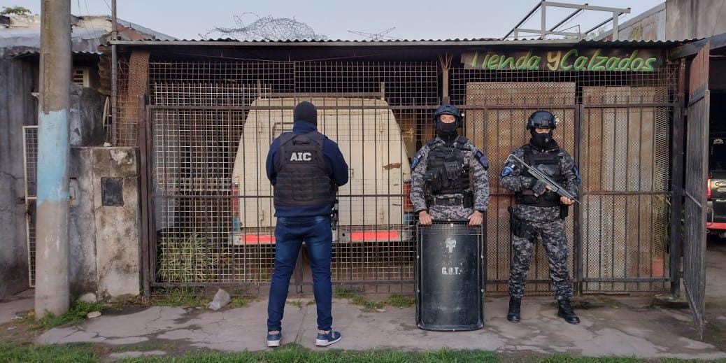 Balaceras a sindicatos, escuelas y comercios: cayó la banda de "Pupito" Avalle | Rosario y la región