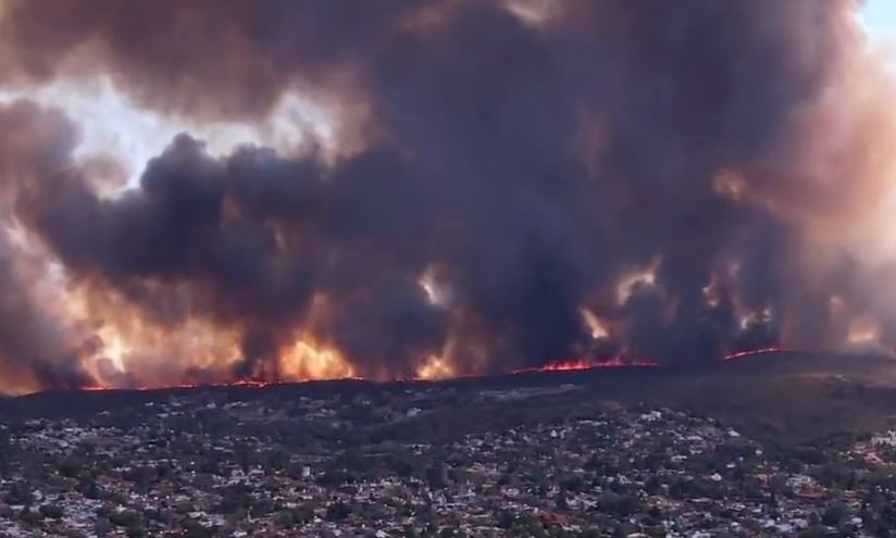 Está controlado el incendio que causó destrozos en el Valle de Punilla de Córdoba | Información General