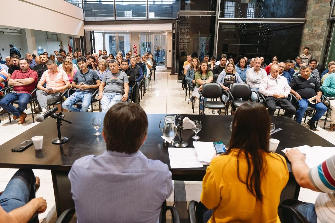 Paritaria municipal: Festram aceptó la propuesta realizada por los intendentes | Información General