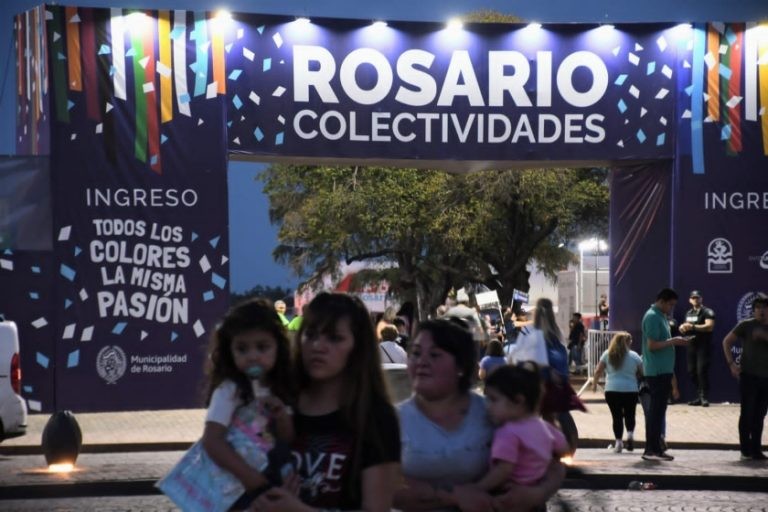 Colectividades 2023: conocé el cronograma de servicios para poder asistir a la fiesta | Rosario y la región