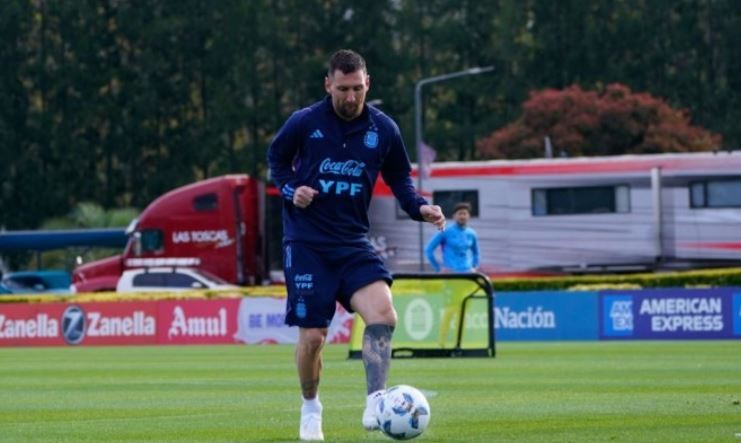 La Selección argentina tuvo su primer entrenamiento pensando en Uruguay y Brasil | Deportes