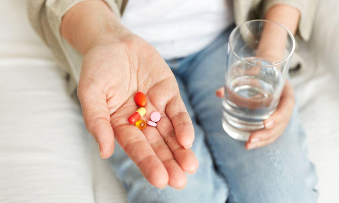 "Ilegales": la ANMAT prohibió más de 40 suplementos dietarios | Información General