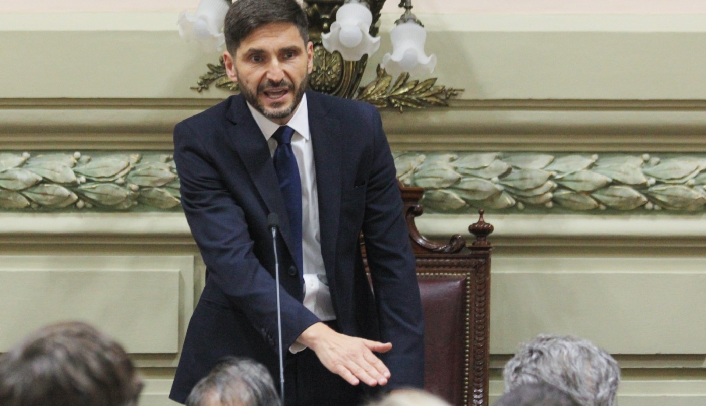 Asumió Maximiliano Pullaro como Gobernador con anuncios claves en seguridad, educación y producción | Política y Economía