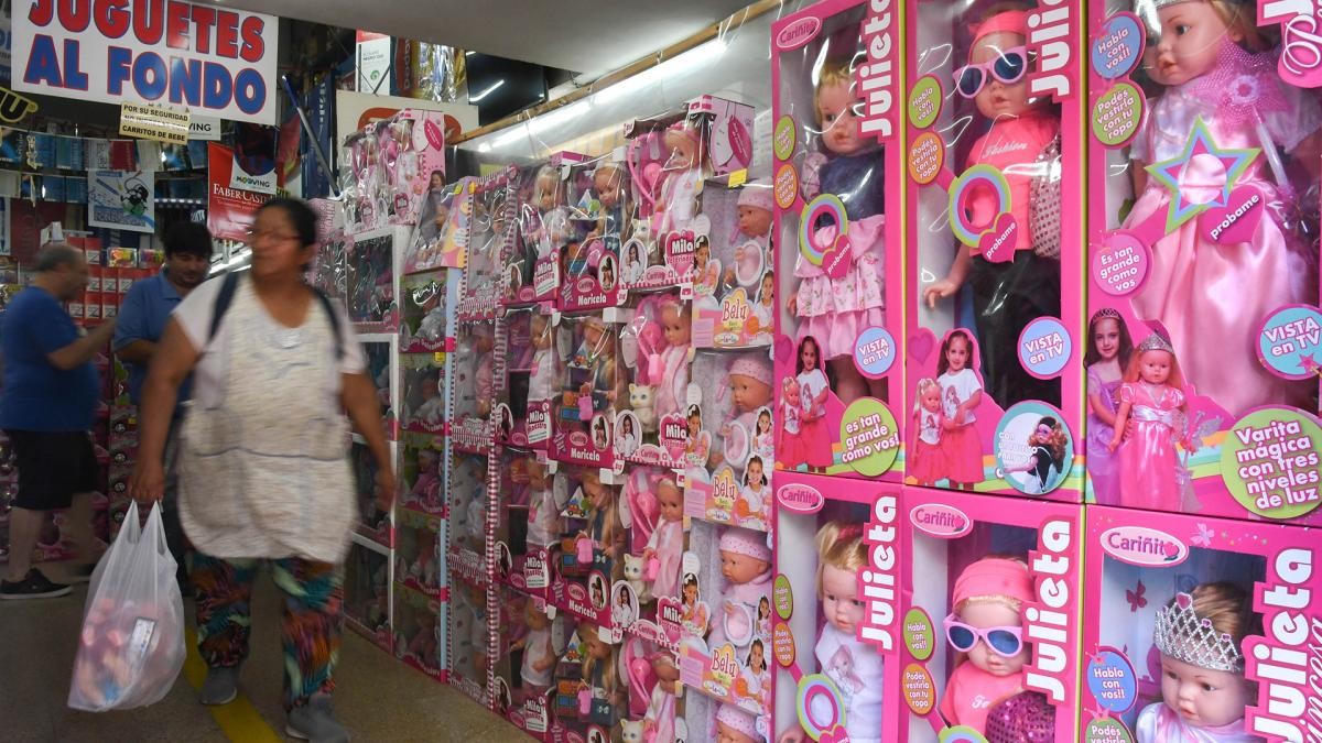 Crisis económica: las ventas de Navidad cayeron 2,8% interanual | Información General