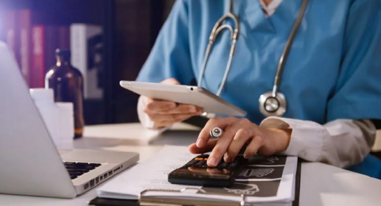 Las prepagas piensan en planes "low cost" para evitar la pérdida masiva de afiliados | Información General