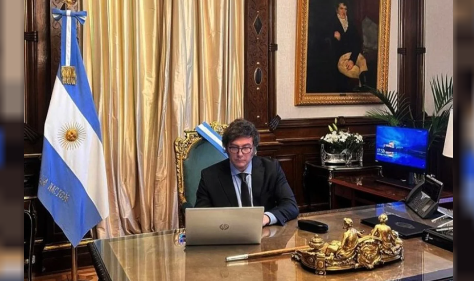 Milei se reúne con sus legisladores en busca de acelerar el tratamiento de la "Ley Ómnibus" | Política y Economía