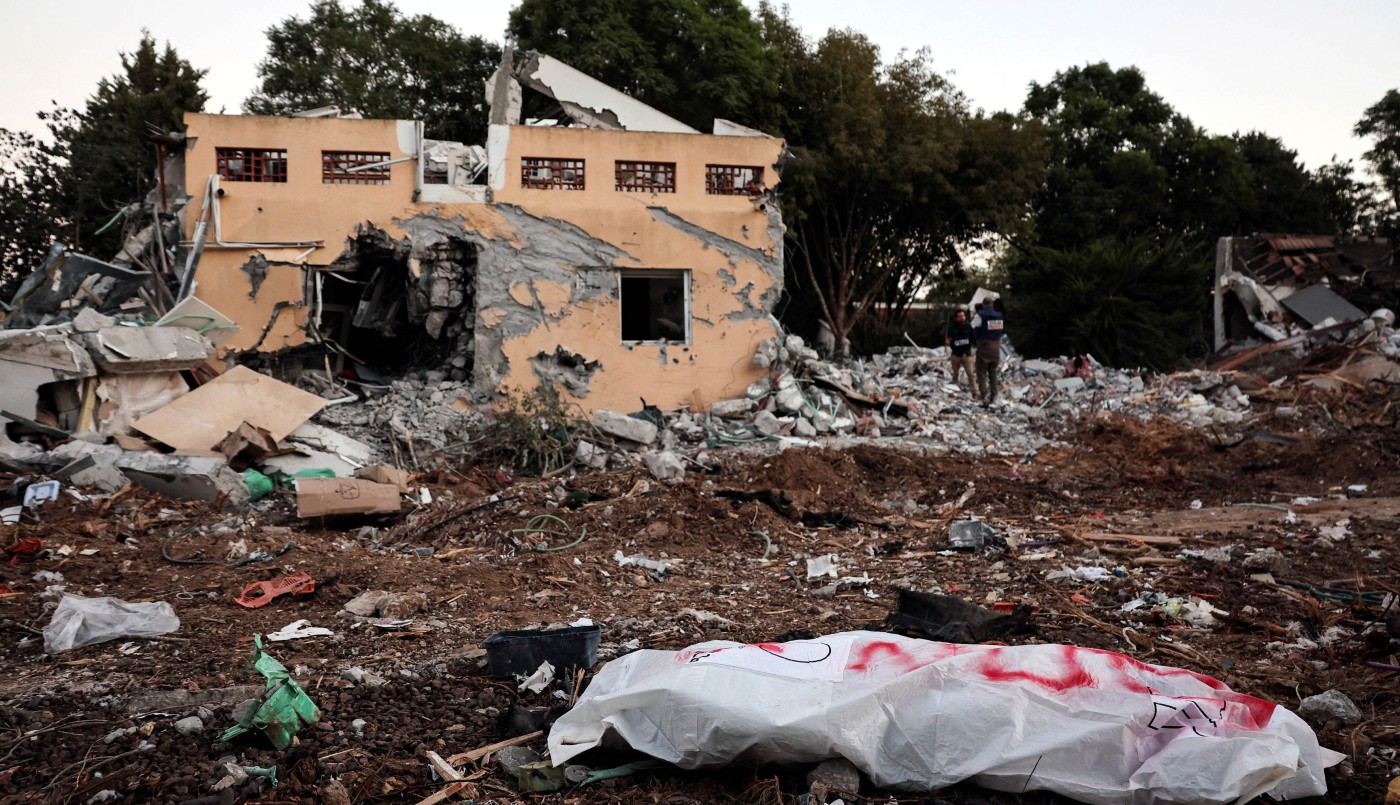 Israel sigue bombardeando Gaza cuando su incursión está a punto de cumplir 100 días | Internacionales