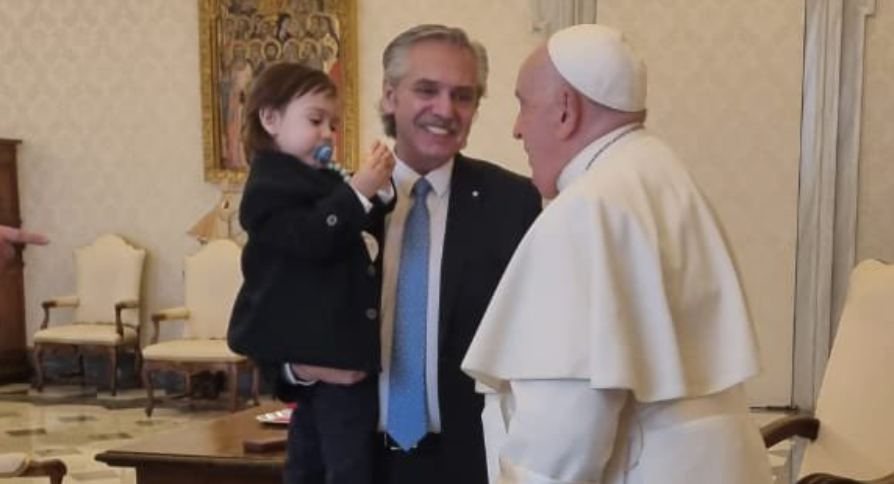 El Papa recibió al expresidente Alberto Fernández en el Vaticano | Política y Economía