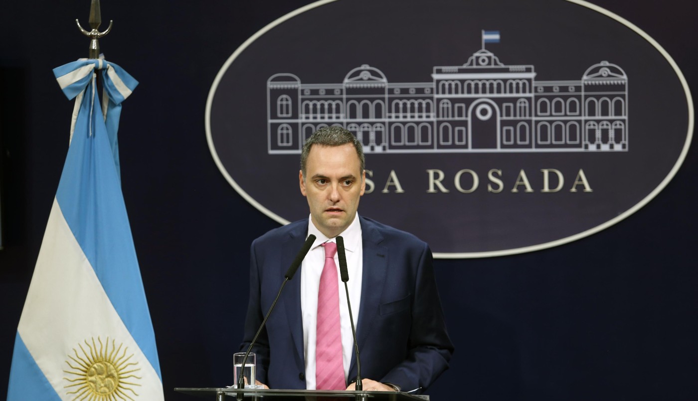 El Gobierno "analiza" descontar el día a trabajadores que se sumen al paro de CGT | Política y Economía