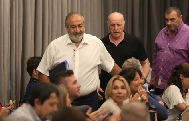 Diputados: Daer ratificó el paro del 24 y consideró que la Ley Ómnibus “no ataca privilegios" | Política y Economía