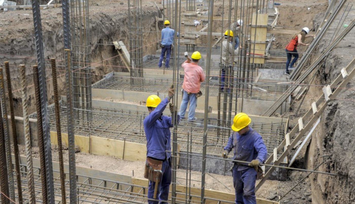 Salarios: UOCRA logró una suba de 20% para enero y negociará aumentos todos los meses | Política y Economía