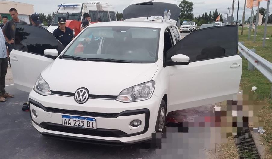 Tiroteo en el parador Atalaya de Chascomús: un hombre paró a comprar medialunas e intentaron robarle el auto | Información General