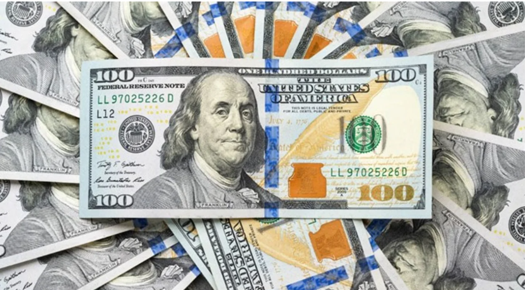 El dólar blue marcó un nuevo récord y se agranda la brecha con el oficial | Política y Economía