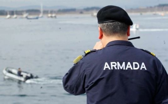 Buscan a un argentino en Chile que saltó al mar para rescatar a su primo y se lo llevó la corriente | Información General