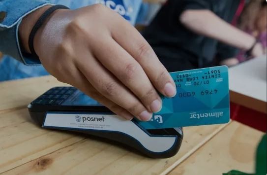 Plan Nacional Argentina contra el Hambre: el Gobierno aumentó los montos de la Tarjeta “Alimentar” | Política y Economía