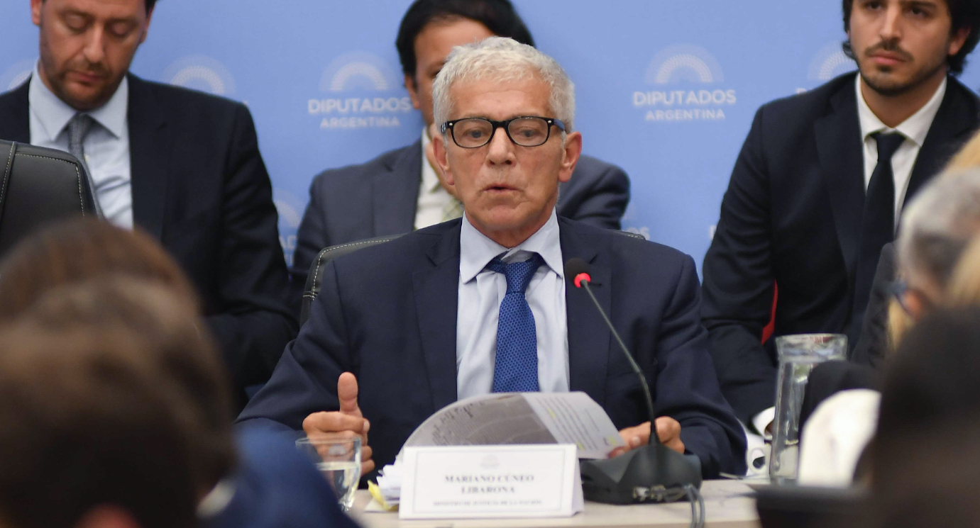 Impulsan la creación de una fiscalía especial que investigue la corrupción de funcionarios públicos | Política y Economía