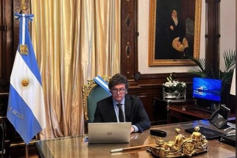 "Hasta acá llegó el Gobierno": Milei rechaza nuevas modificaciones a la Ley Ómnibus | Política y Economía
