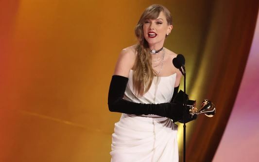 Taylor Swift hizo historia al ganar su cuarto Grammy al álbum del año | Espectáculos