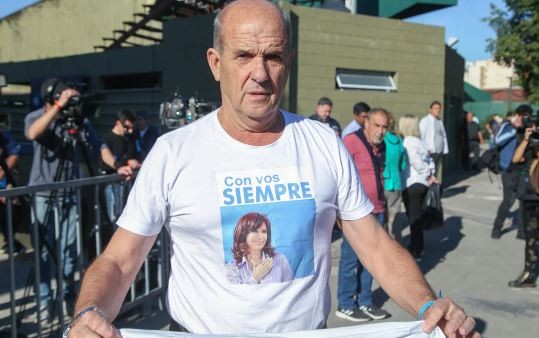 El intendente de Pehuajó quiere cobrar dos litros de gasoil por hectárea la aplicación de fitosanitarios | Información General