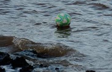 Se arrojó al río a buscar una pelota y se ahogó | Información General