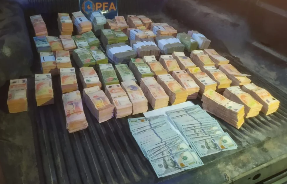 En un control vehicular, le incautaron más de 22 millones de pesos que no pudo justificar | Información General