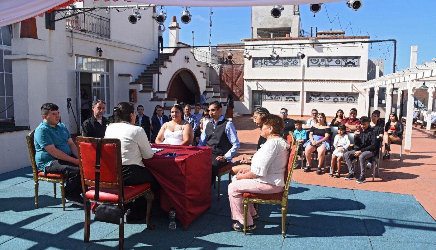 ¡Sí, quiero!: Comenzaron los casamientos en espacios públicos | Rosario y la región