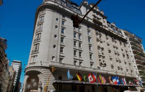 Un turista brasileño agredió a un empleado de un hotel porque creyó que le había robado | Información General