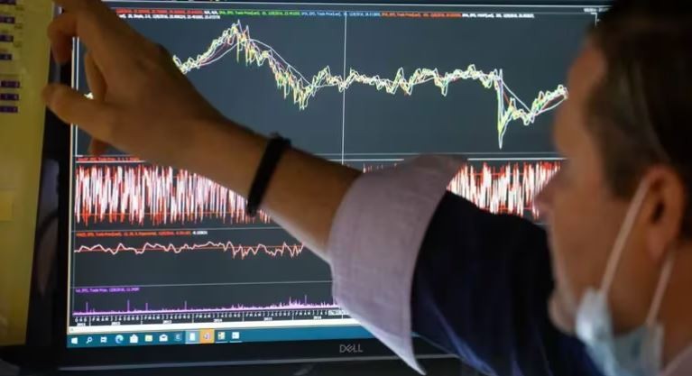 El riesgo país perforó los 1.800 puntos y quedó en su nivel más bajo en 22 meses | Política y Economía