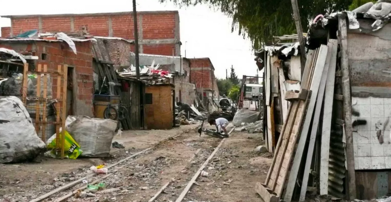 Milei consideró que el índice de pobreza del 57.4 % es “la herencia de la casta” | Política y Economía