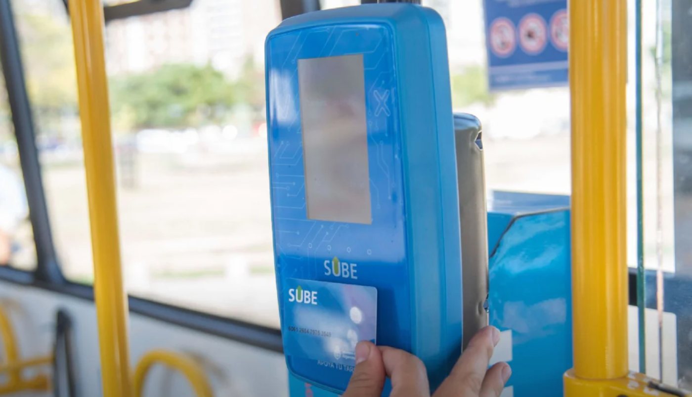 Cómo cargar la Tarjeta SUBE en el colectivo | Información General