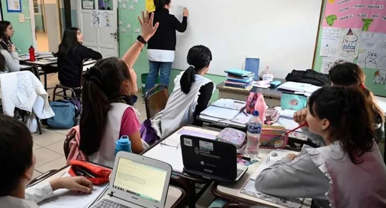 Salario mínimo docente: el Gobierno convocó a los gremios para el próximo martes | Política y Economía