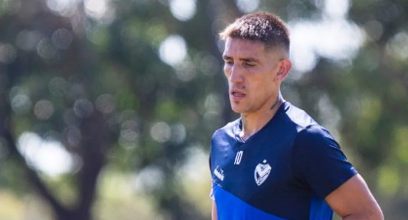 Ricardo Centurión fue convocado a un partido en Vélez tras 10 meses fuera de la actividad | Deportes
