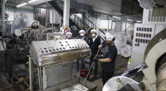 La economía cerró 2023 con una caída acumulada del 1,6% | Política y Economía