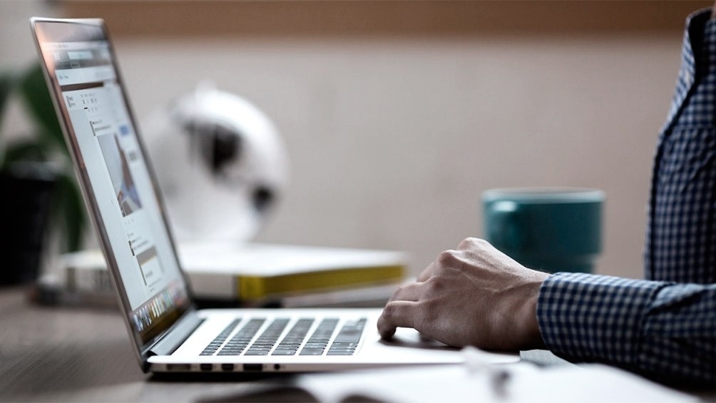 Autorizan a operar en el país a tres empresas que ofrecen internet satelital | Información General