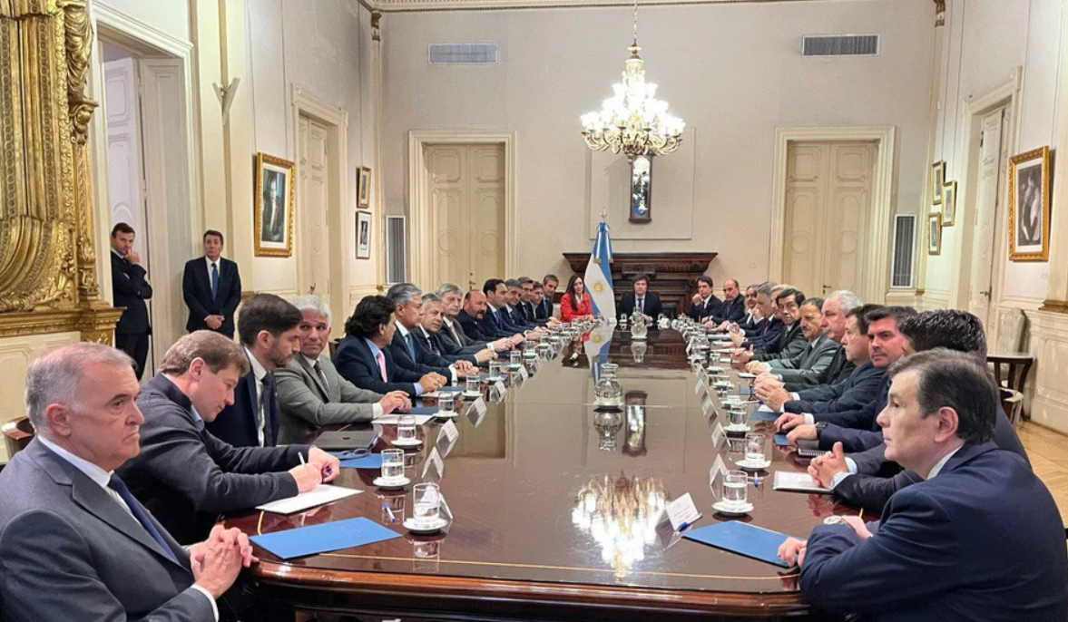 "Es posible ver a la casta revolcarse en la miseria", afirmó Milei tras el reclamo de las provincias | Política y Economía