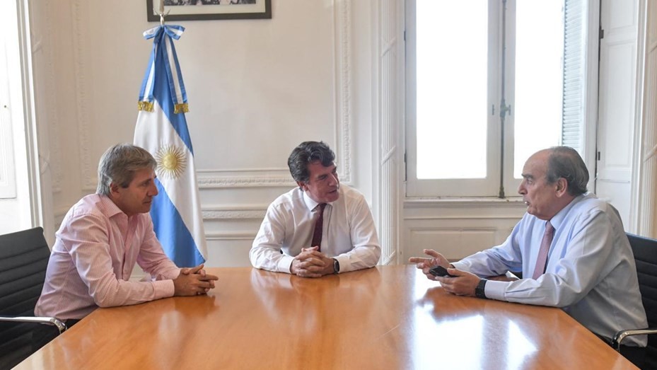 Pacto de Mayo: el Gobierno aclaró que convocará a los gobernadores por etapas | Política y Economía